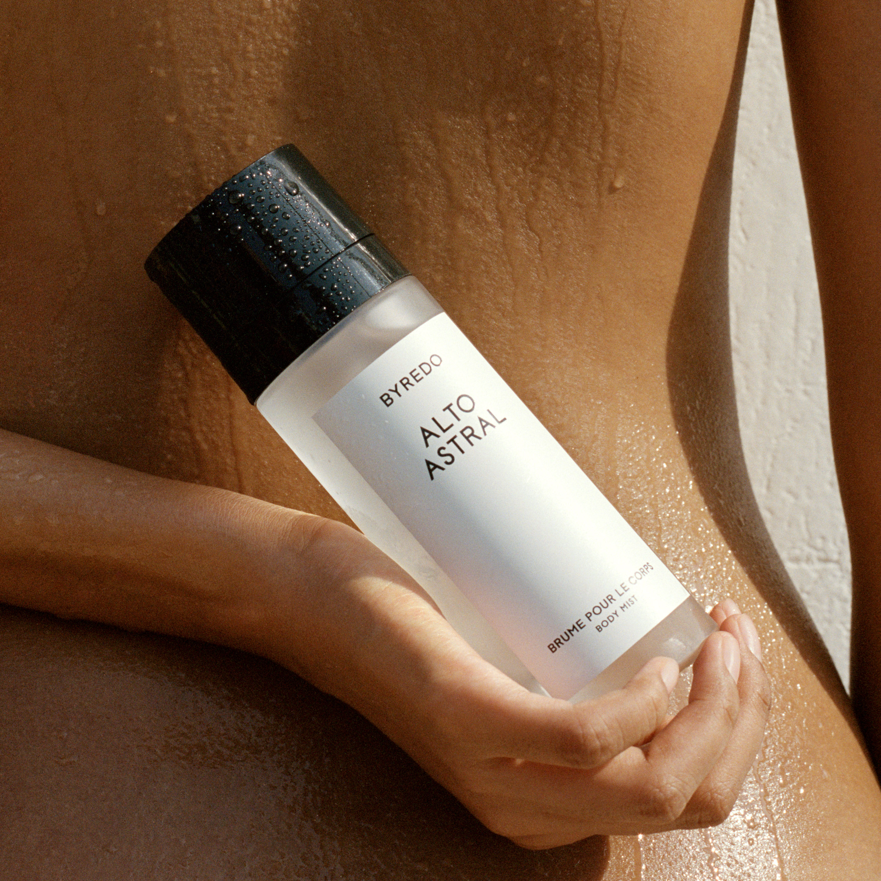 圖說:BYREDO身體噴霧100ml/2,620元,共推出返樸歸真、無人之境、熱帶爵士、莫哈維之影、吉普賽之水、烈日頌歌六款香氣。圖片:品牌提供